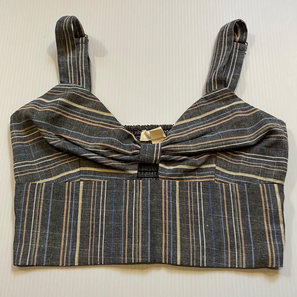 Fashion on Earth boho, cut out,striped crop top with side zip. Women’s small